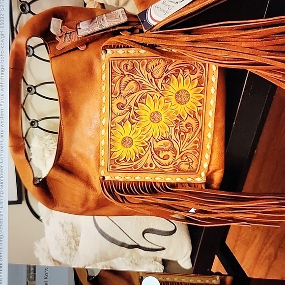 American Darling Large Conceal Carry Fringe Bag Hand Tooled Sunflowers - Picture 8 of 9